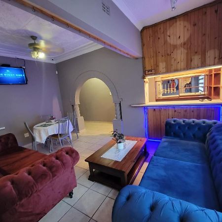 La-Nuel Guest Lodge Boksburg Zewnętrze zdjęcie