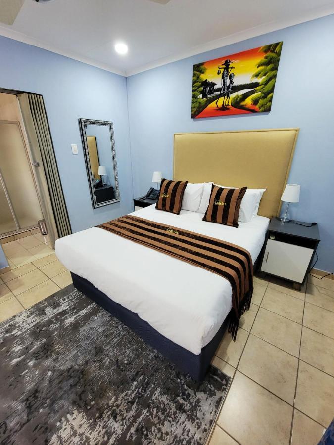 La-Nuel Guest Lodge Boksburg Zewnętrze zdjęcie