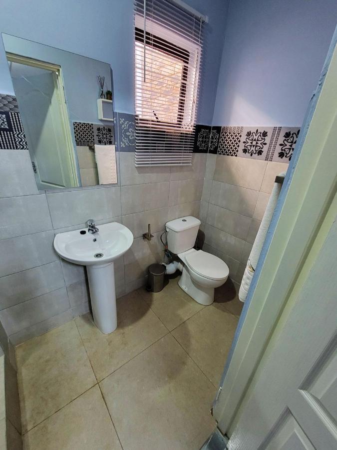 La-Nuel Guest Lodge Boksburg Zewnętrze zdjęcie