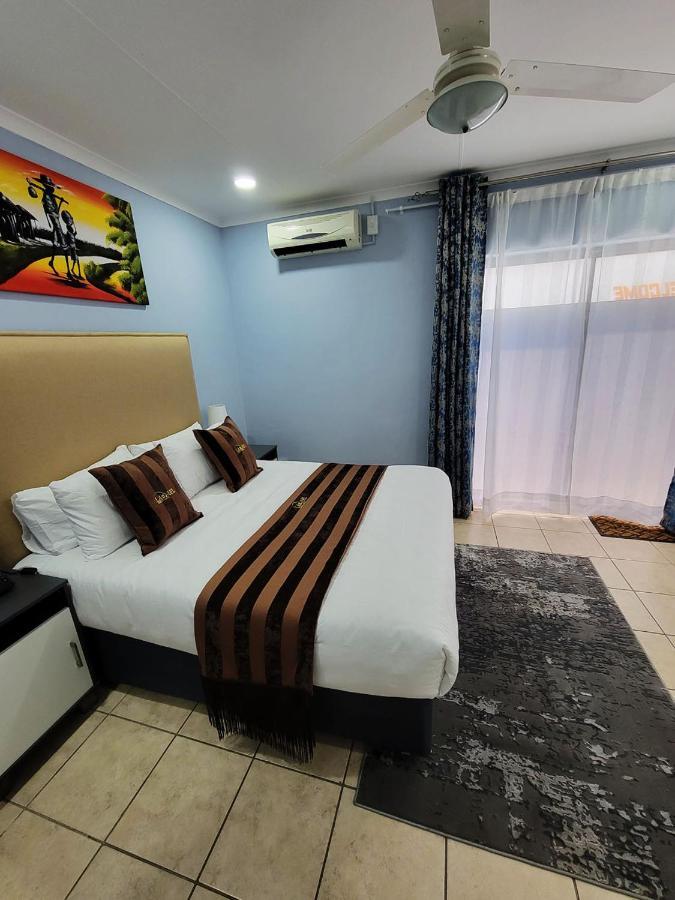 La-Nuel Guest Lodge Boksburg Zewnętrze zdjęcie