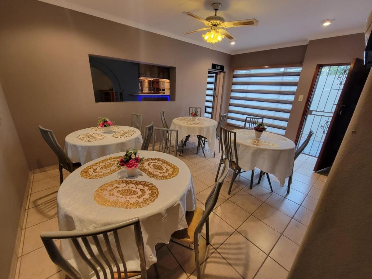 La-Nuel Guest Lodge Boksburg Zewnętrze zdjęcie