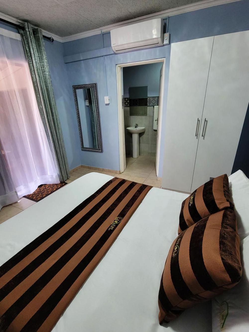 La-Nuel Guest Lodge Boksburg Zewnętrze zdjęcie